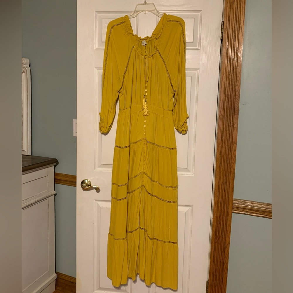 Maxi dress size large